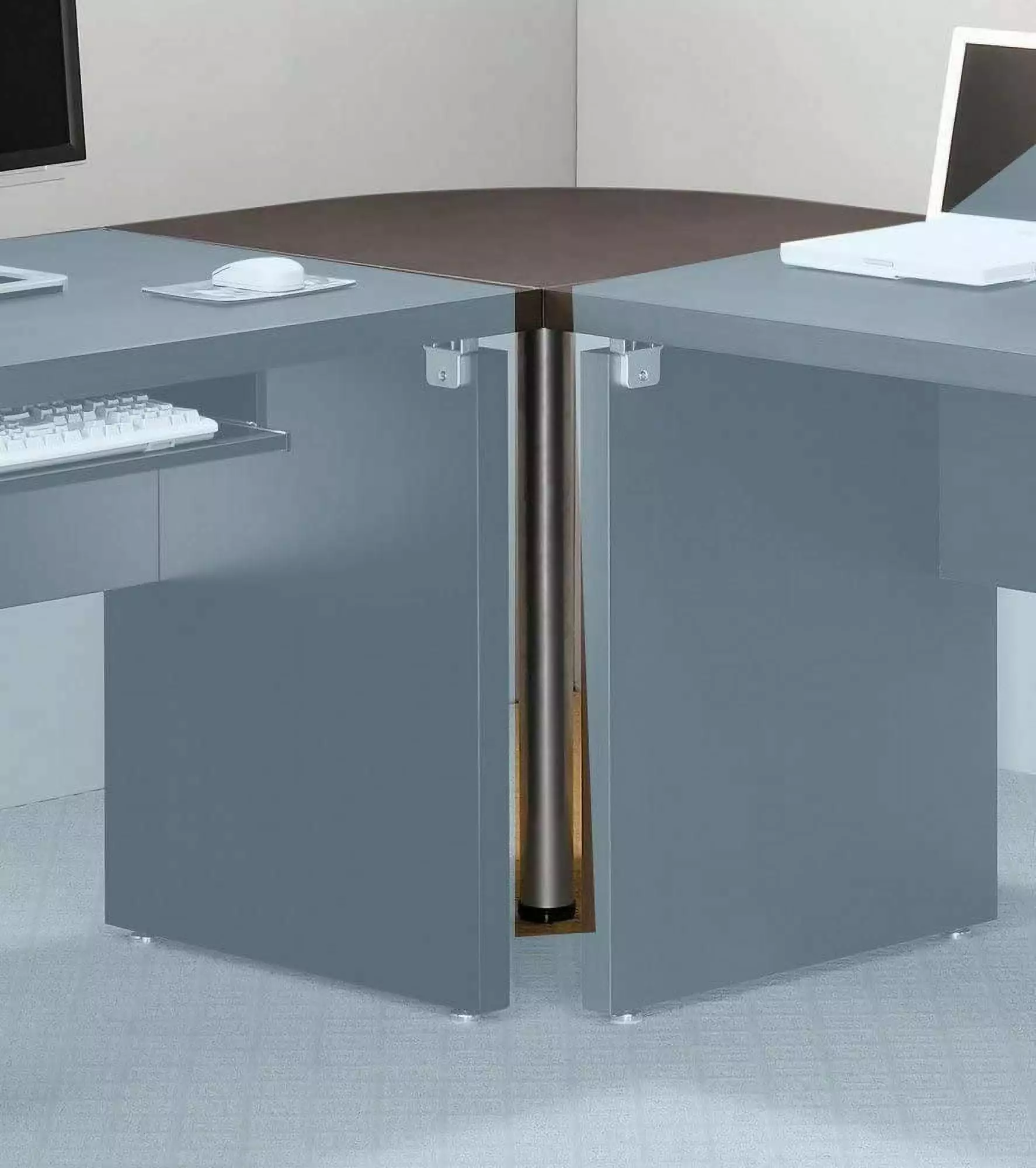 Reuleaux Wood and Metal Corner Table Grain Details Espresso Brown Saltoro Sherpi