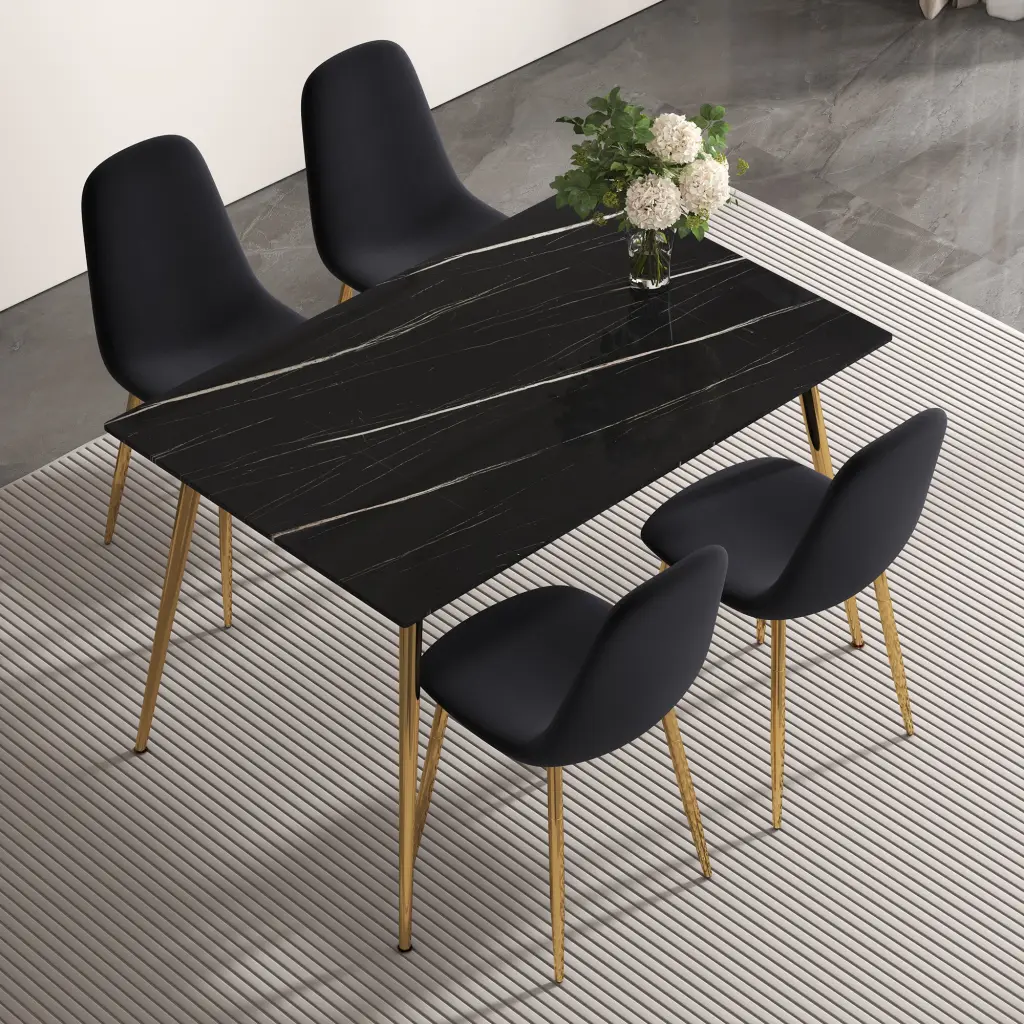Set 4 Dining Chairs And Dining Table Featuring Modern Medieval Design droom w-1151