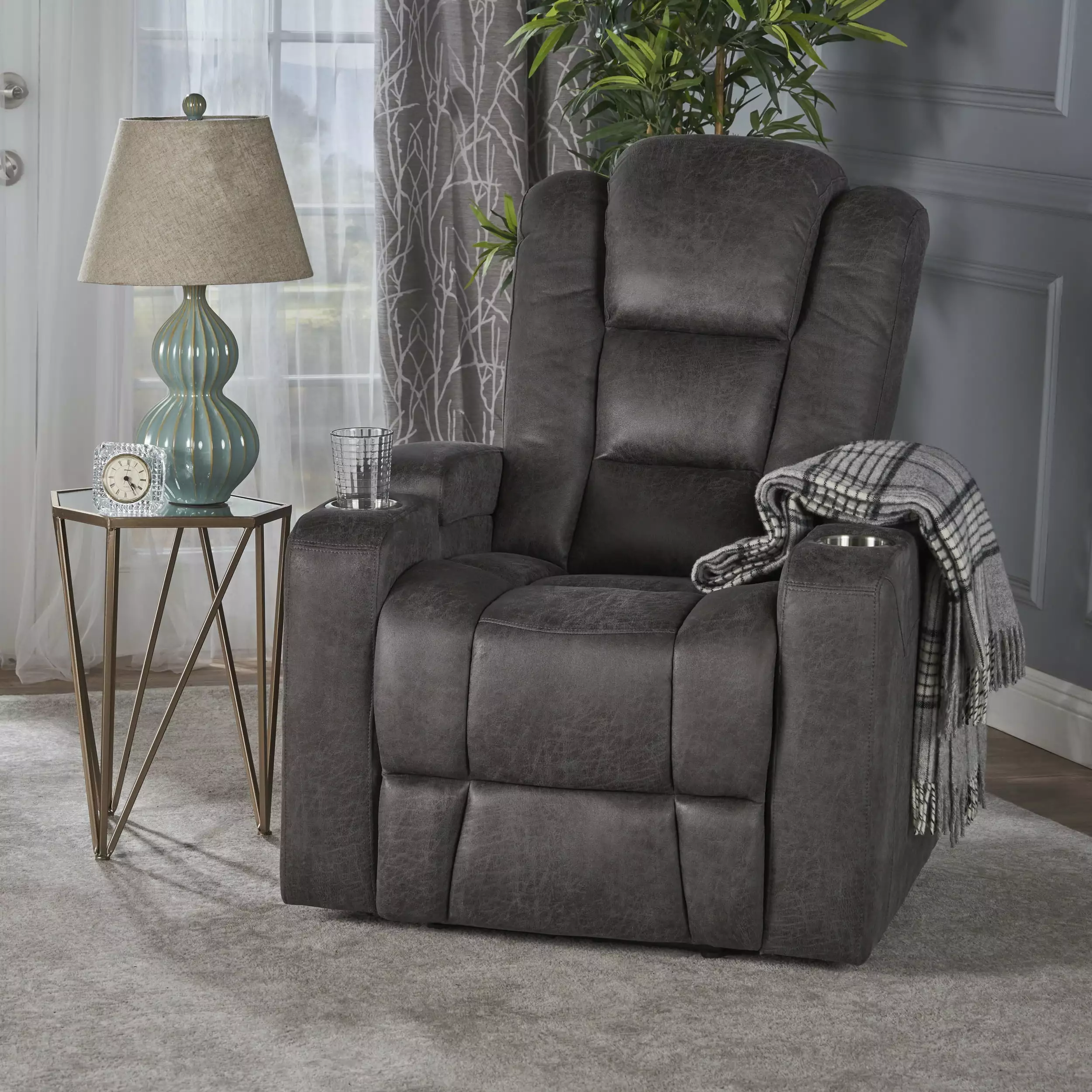 33 Wide Power Standard Recliner Chair Arm Storage and USB Port Woezure