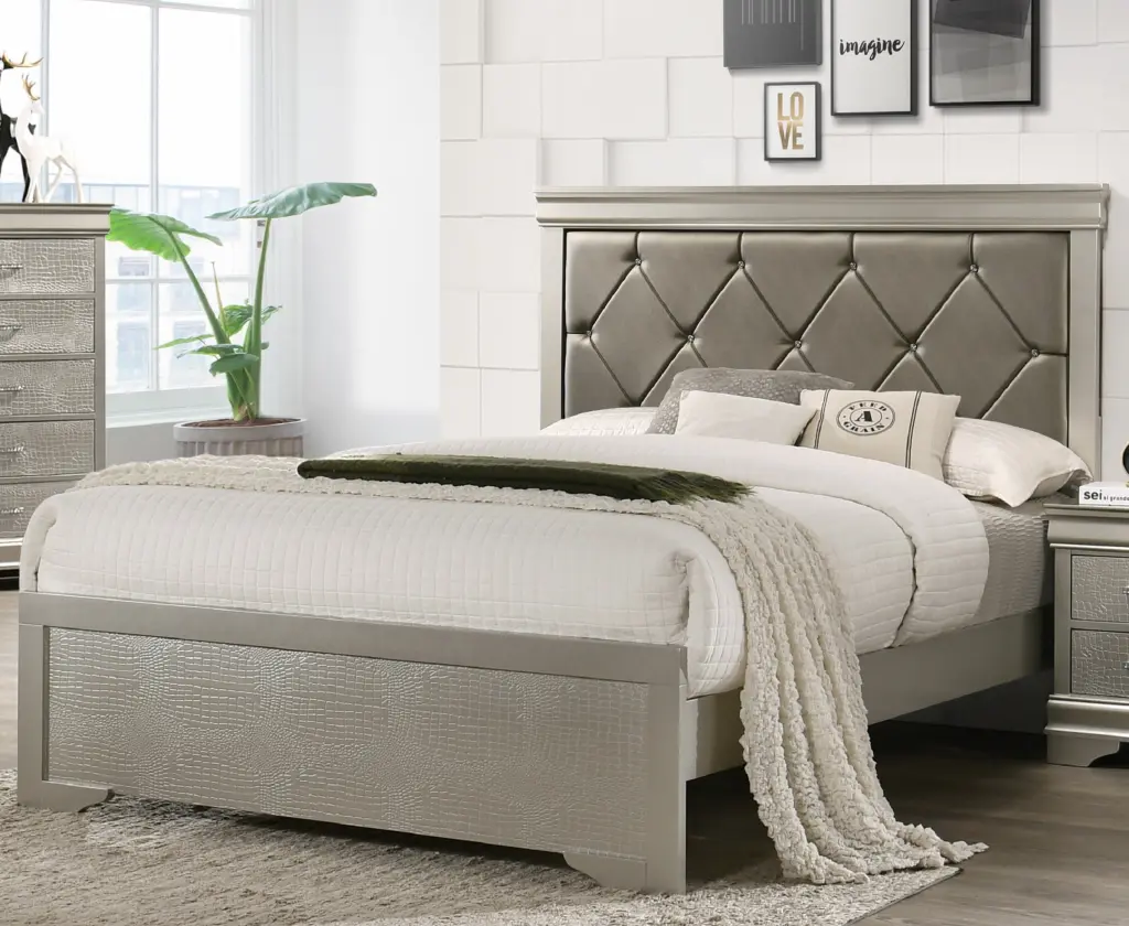 Modern Beige Champagne Finish Queen Size Panel Bed Wooden Crocodile kanepe