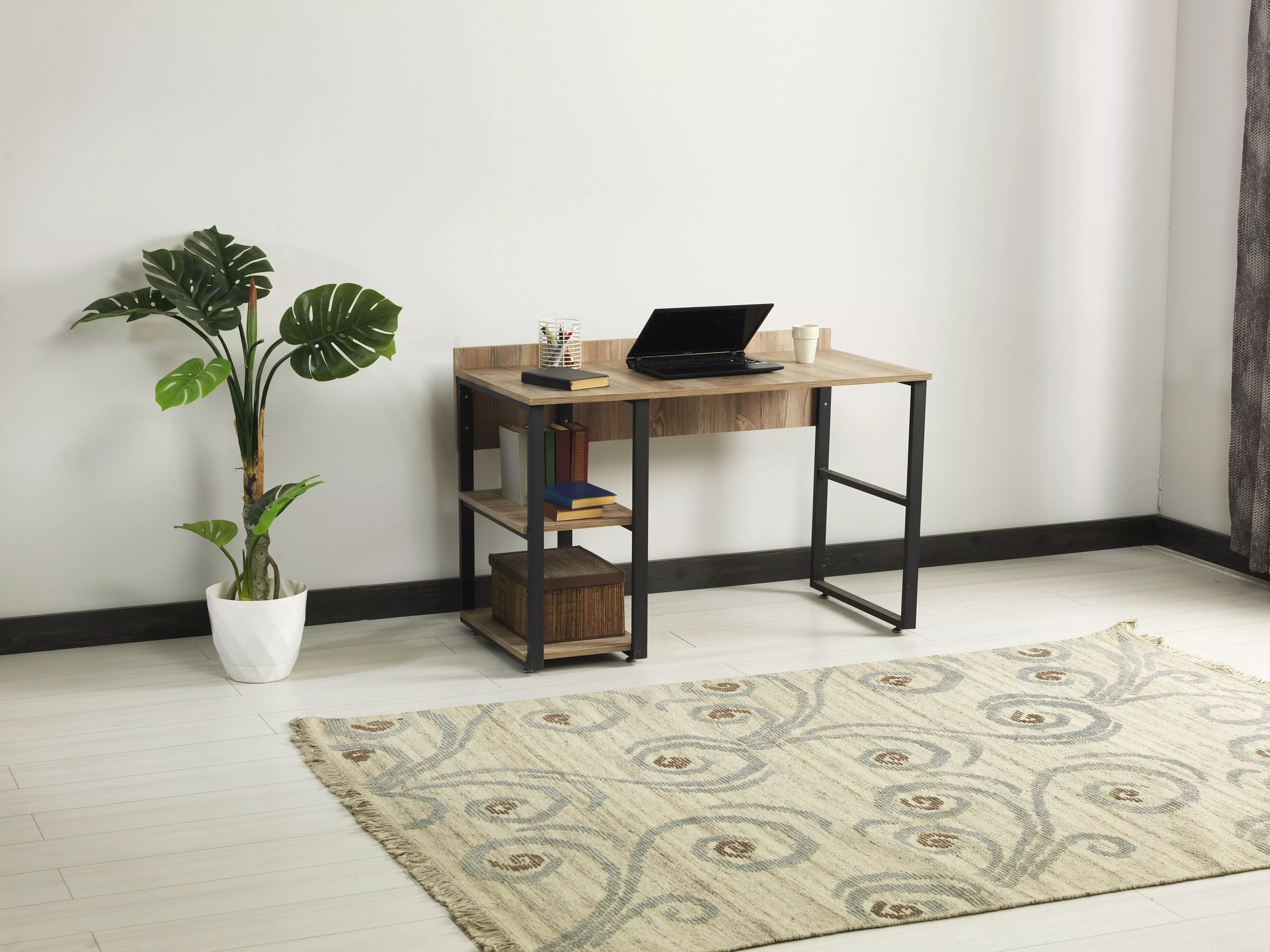 GeeHome Rasse Black Metal Frame 58 Wooden Top 2 Shelves Writing Computer Desk Oak